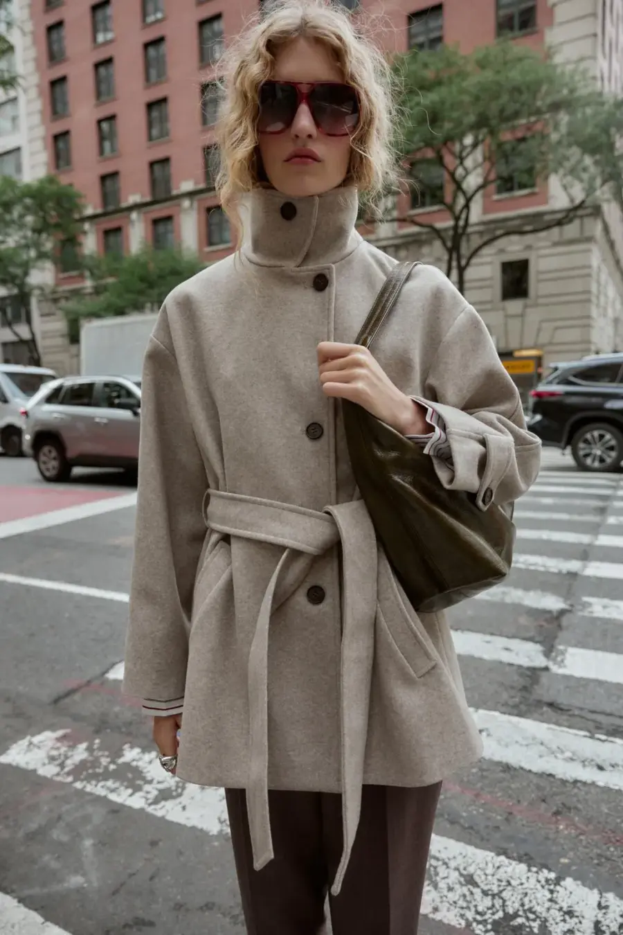 SOFT DOUBLE-POSITION COLLAR COAT