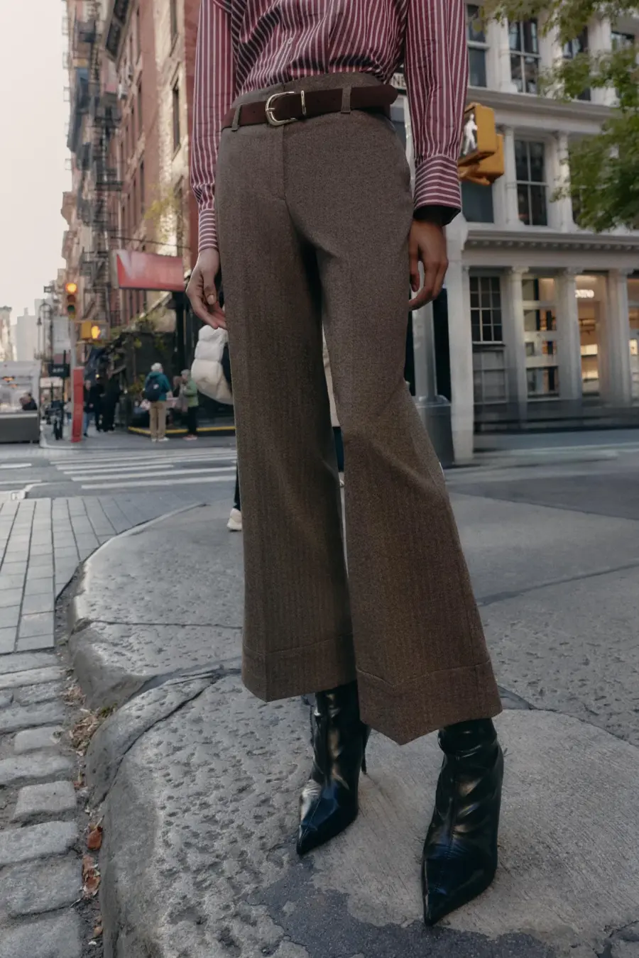 HERRINGBONE TROUSERS WITH BELT