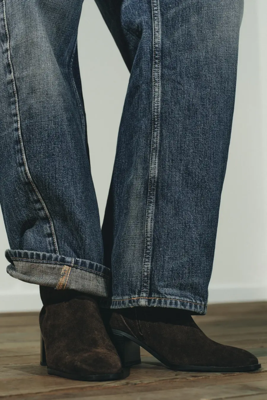 SPLIT SUEDE BLOCK HEEL ANKLE BOOTS