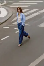 OVERSIZE SHIRT WITH BELT AND T-SHIRT