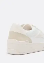 Openwork platform trainers