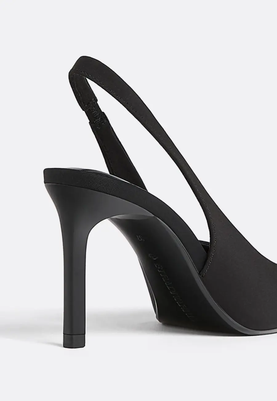 Basic slingback shoes