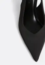 Basic slingback shoes