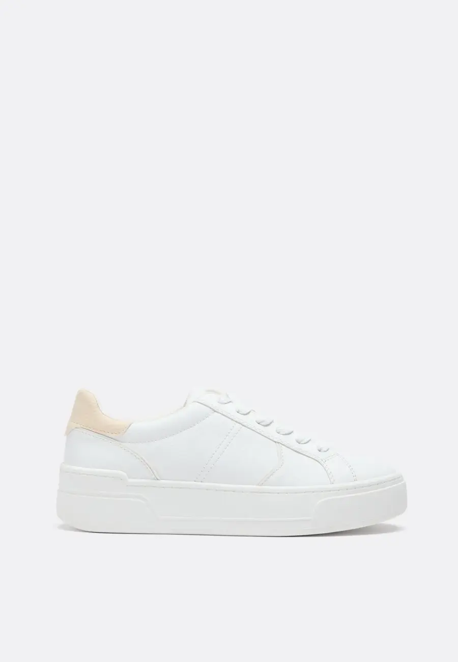 Casual platform trainers