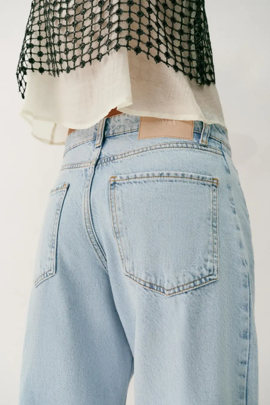 Z1975 HIGH-WAIST JEANS WITH FRONT SEAMS