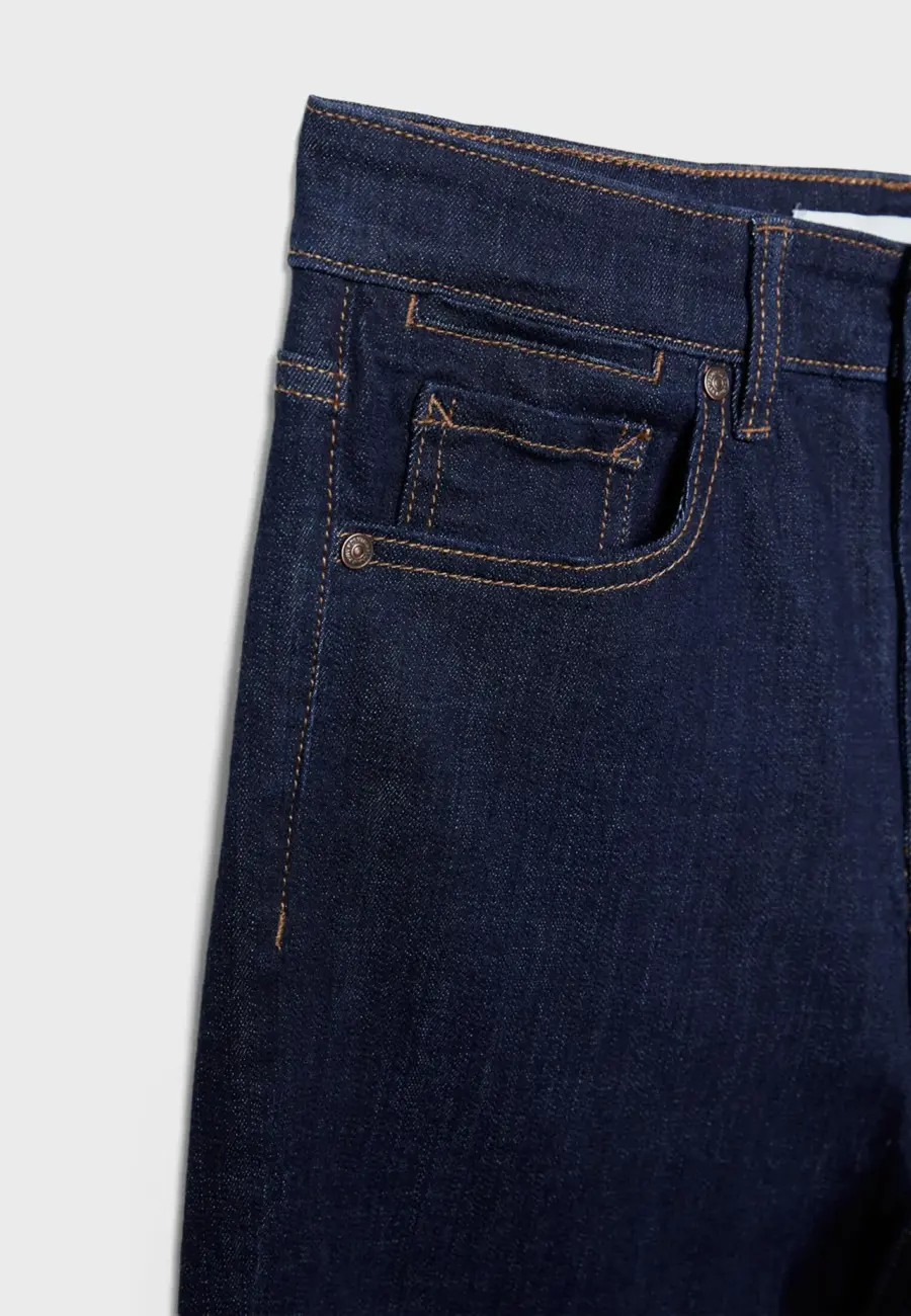 D74 Flared jeans with slit