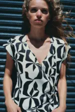 SATIN PRINTED TOP