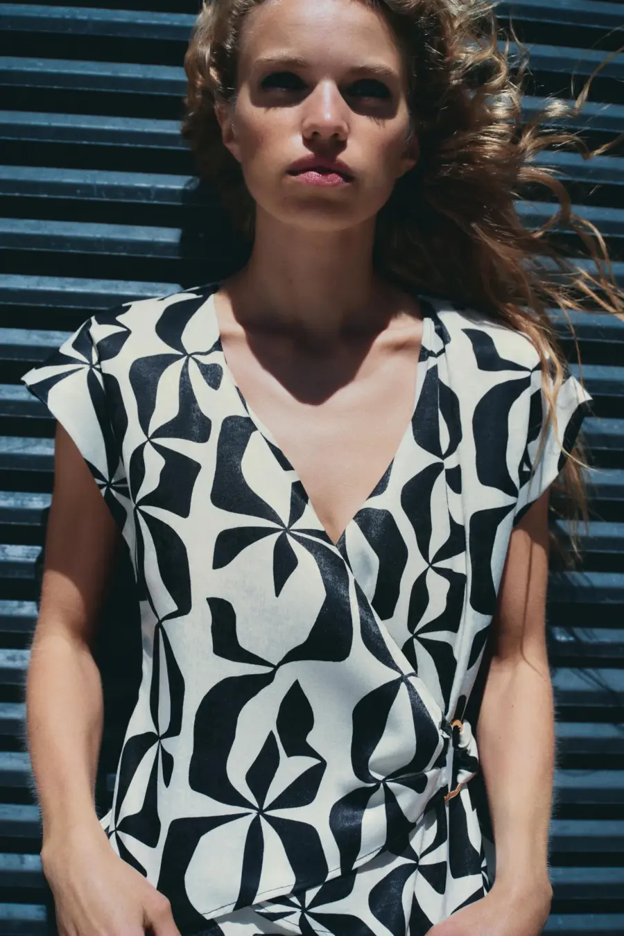 SATIN PRINTED TOP