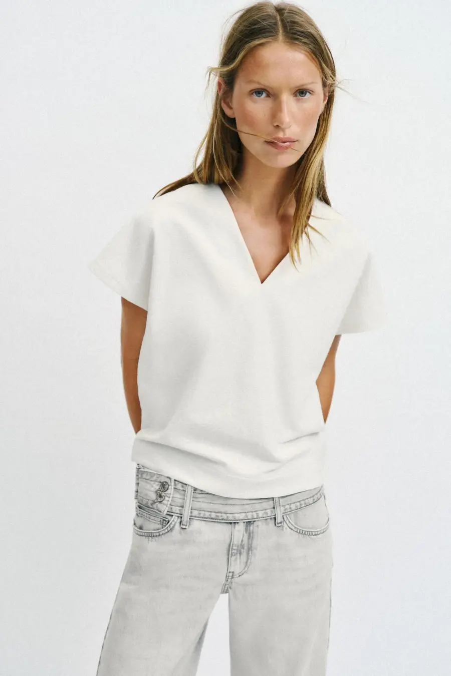 RUSTIC V-NECK T-SHIRT