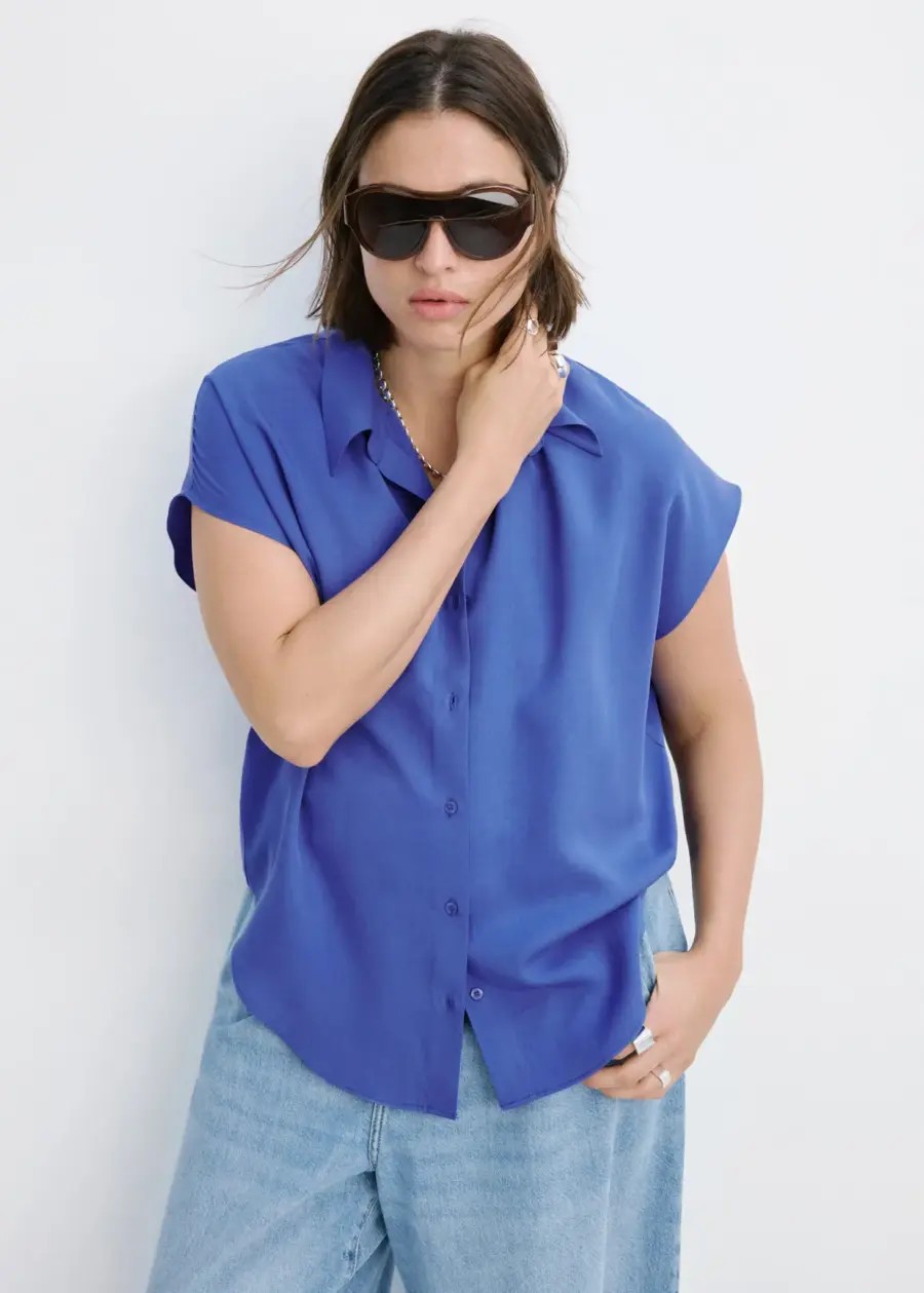 Short-sleeved lyocell shirt
