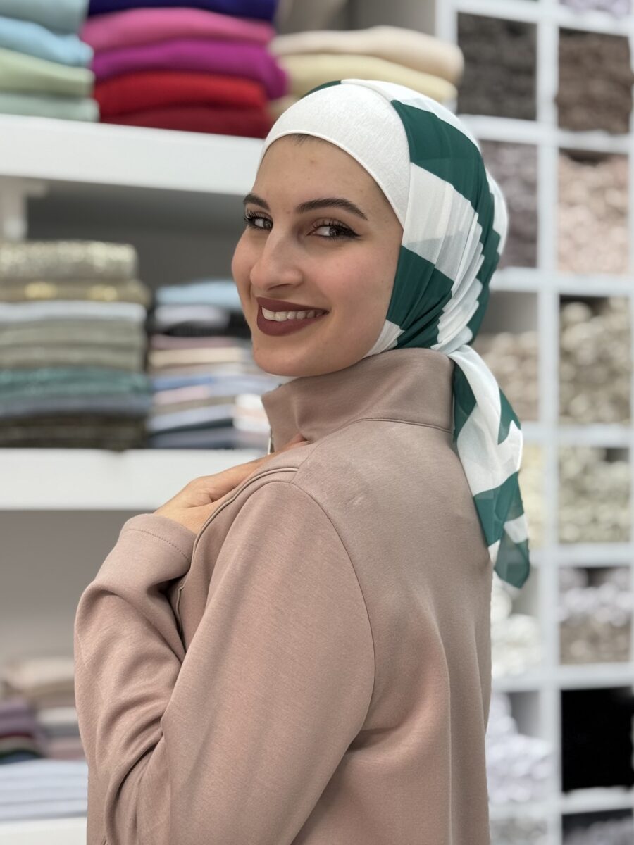 منديل تركي مربع معرّق شيفون