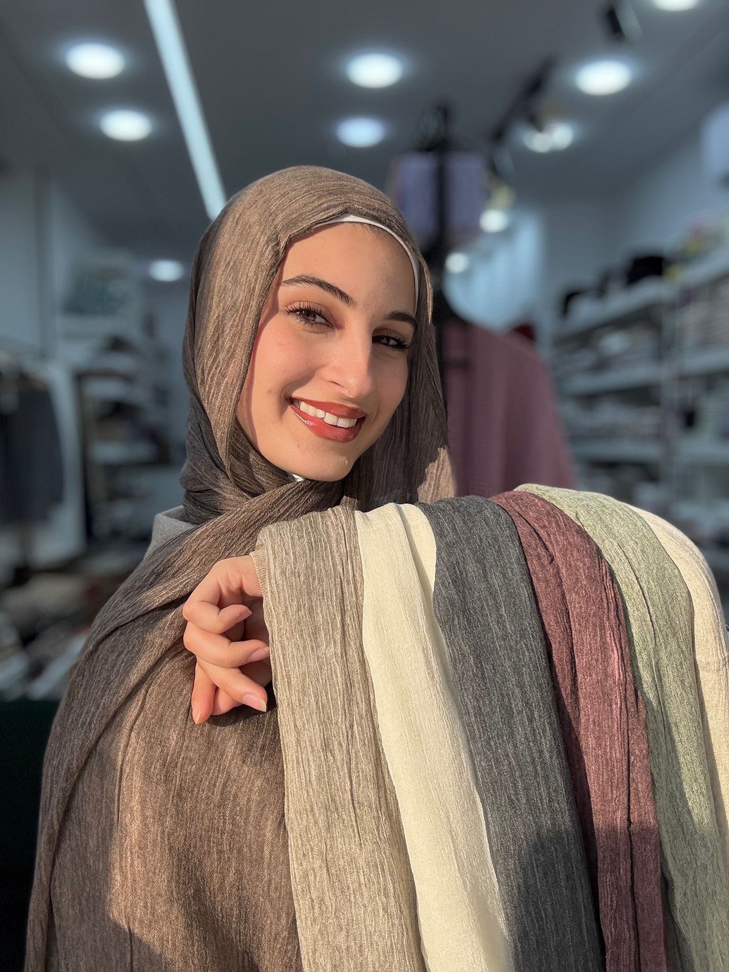 مودال تايلندي موشّح