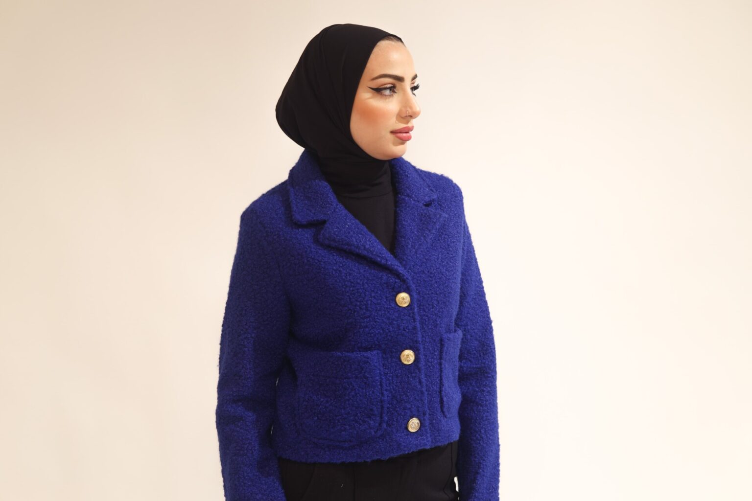 Short wool jacket