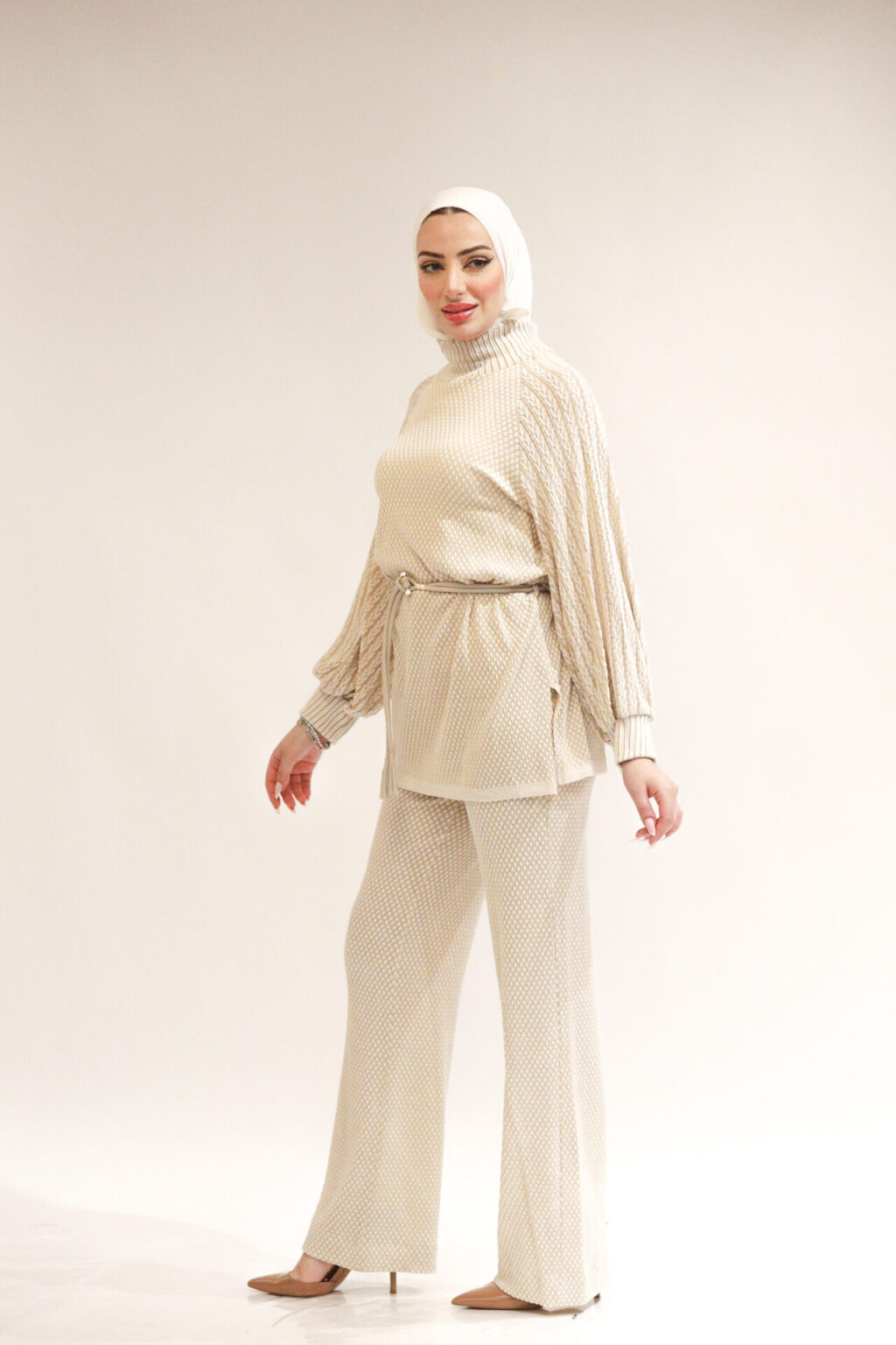 Two-piece wool set
