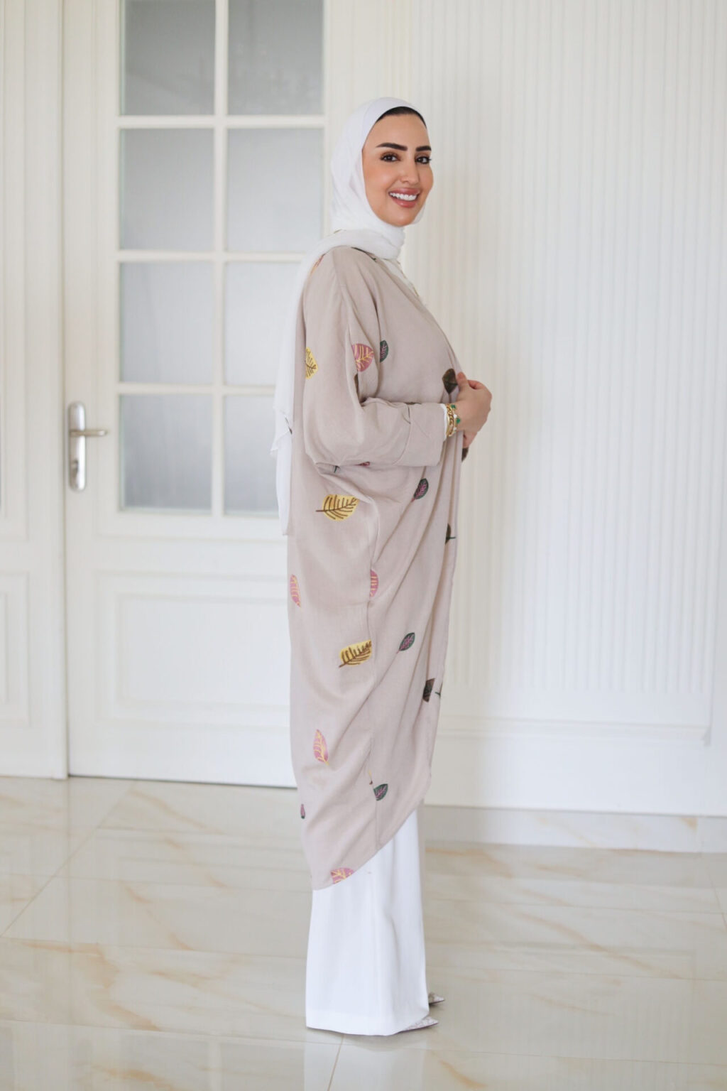 Medium length bisht