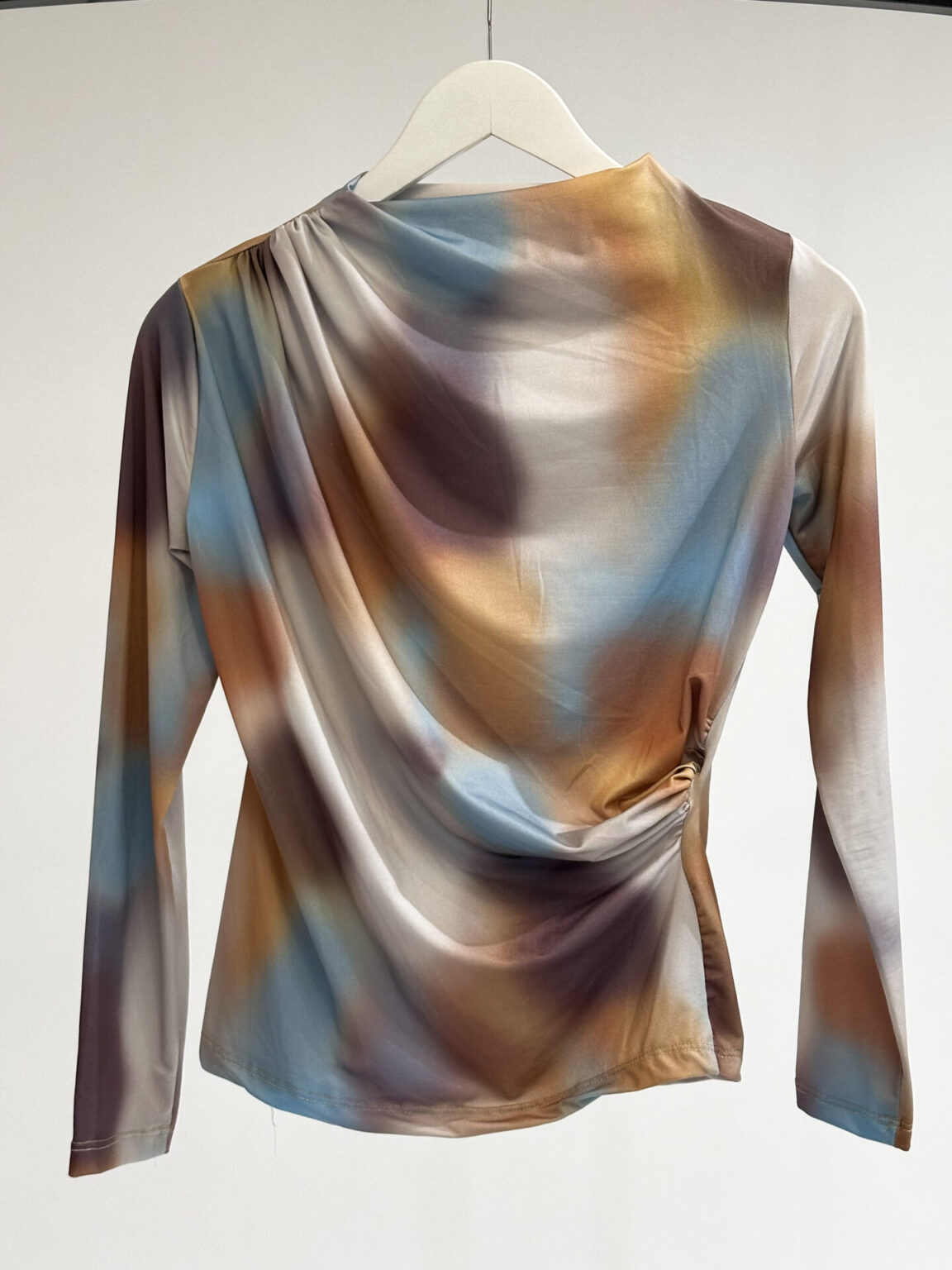 basic blouse