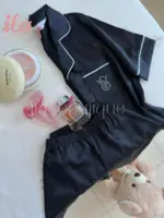 بيجاما فيكتوريا سيكرت اسود قشط اسود نص كم و شورت