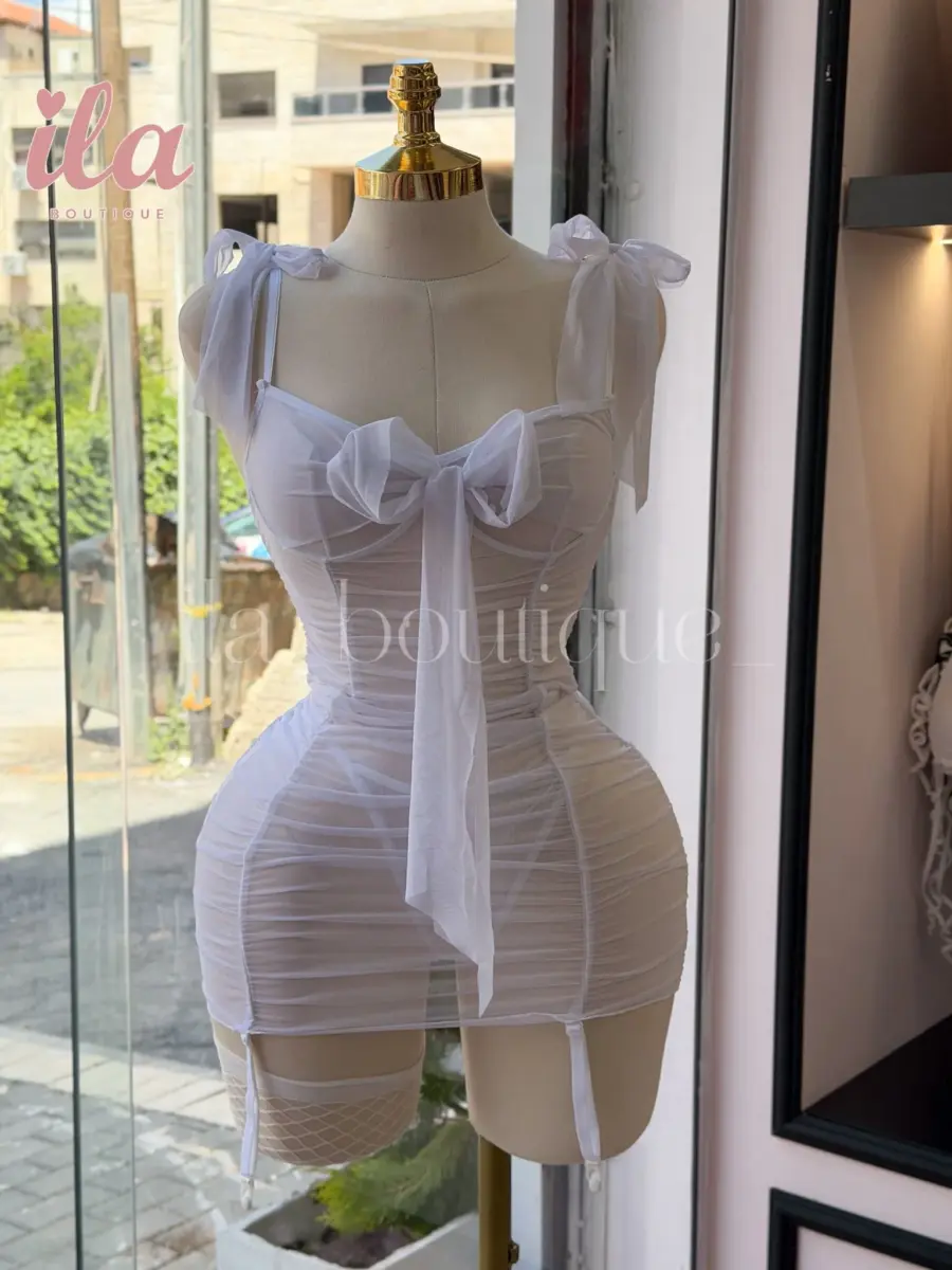 فستان ابيض 4 قطع BODYCON