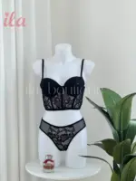 داخلي كورسيه اسود بلمع دانتيل