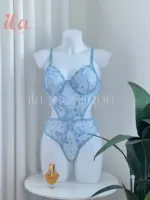 بودي سوت ازرق قلوب