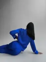 بيجاما فيكتوريا سيكرت نيلي قميص كم و بنطلون