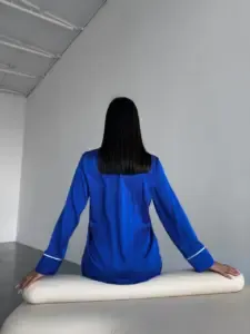 بيجاما فيكتوريا سيكرت نيلي قميص كم و بنطلون