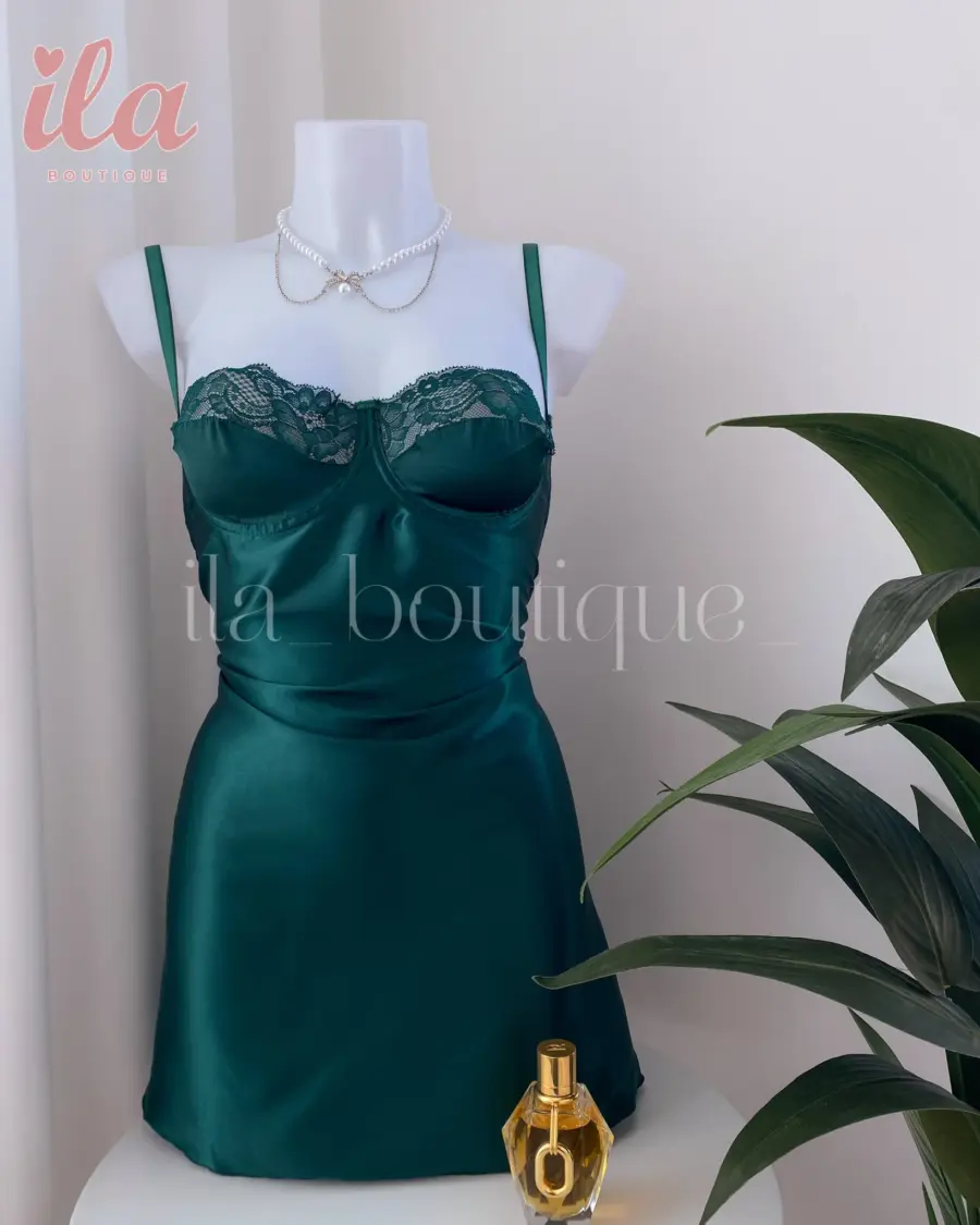 فستان ستان اخضر غامق