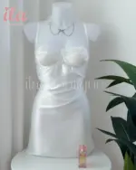 فستان ستان ابيض