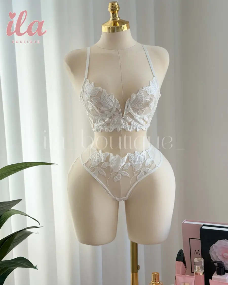 داخلي V مورد ابيض