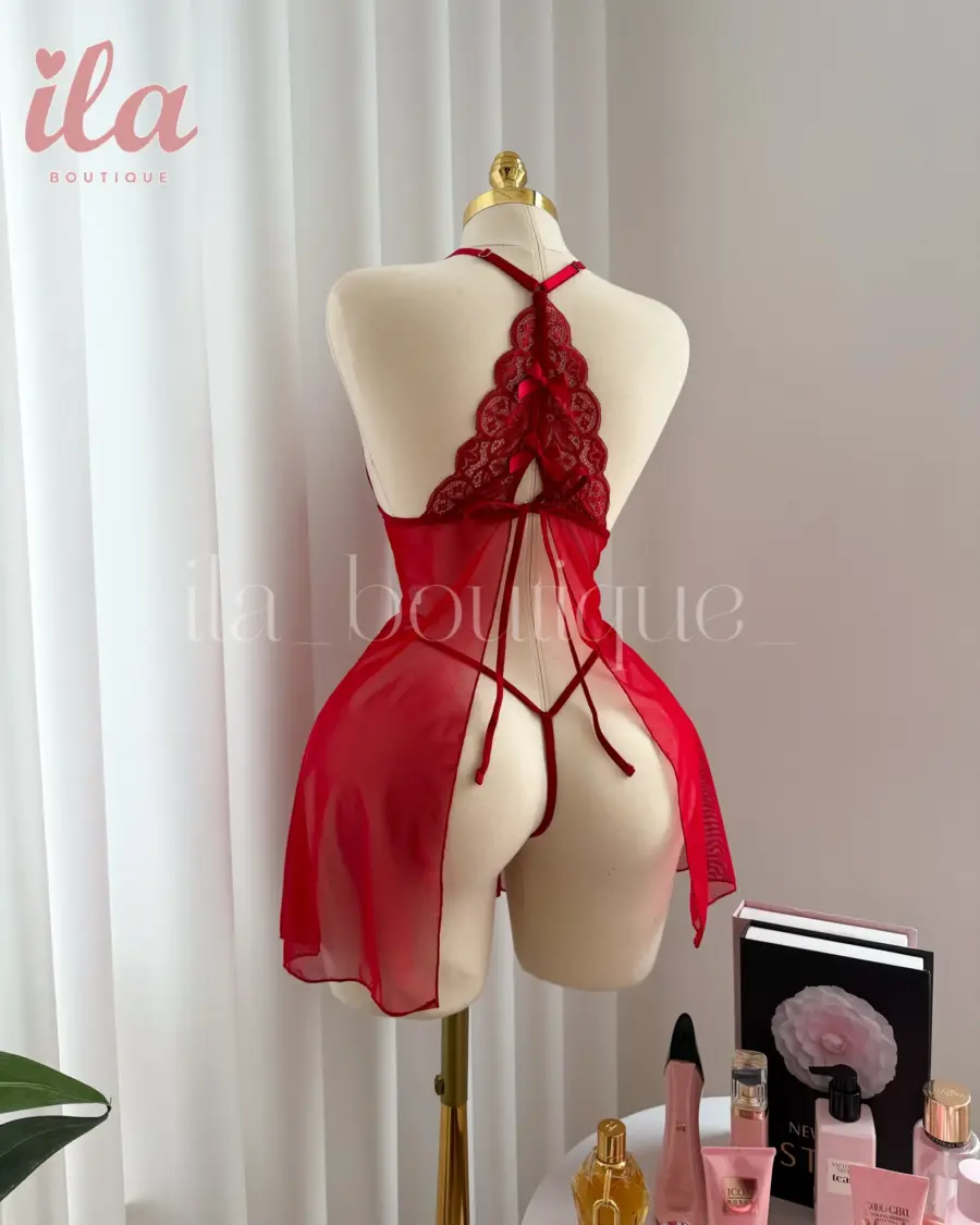 فستان احمر قماش تول قصير