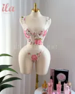 طقم ابيض ورد توب و اندر