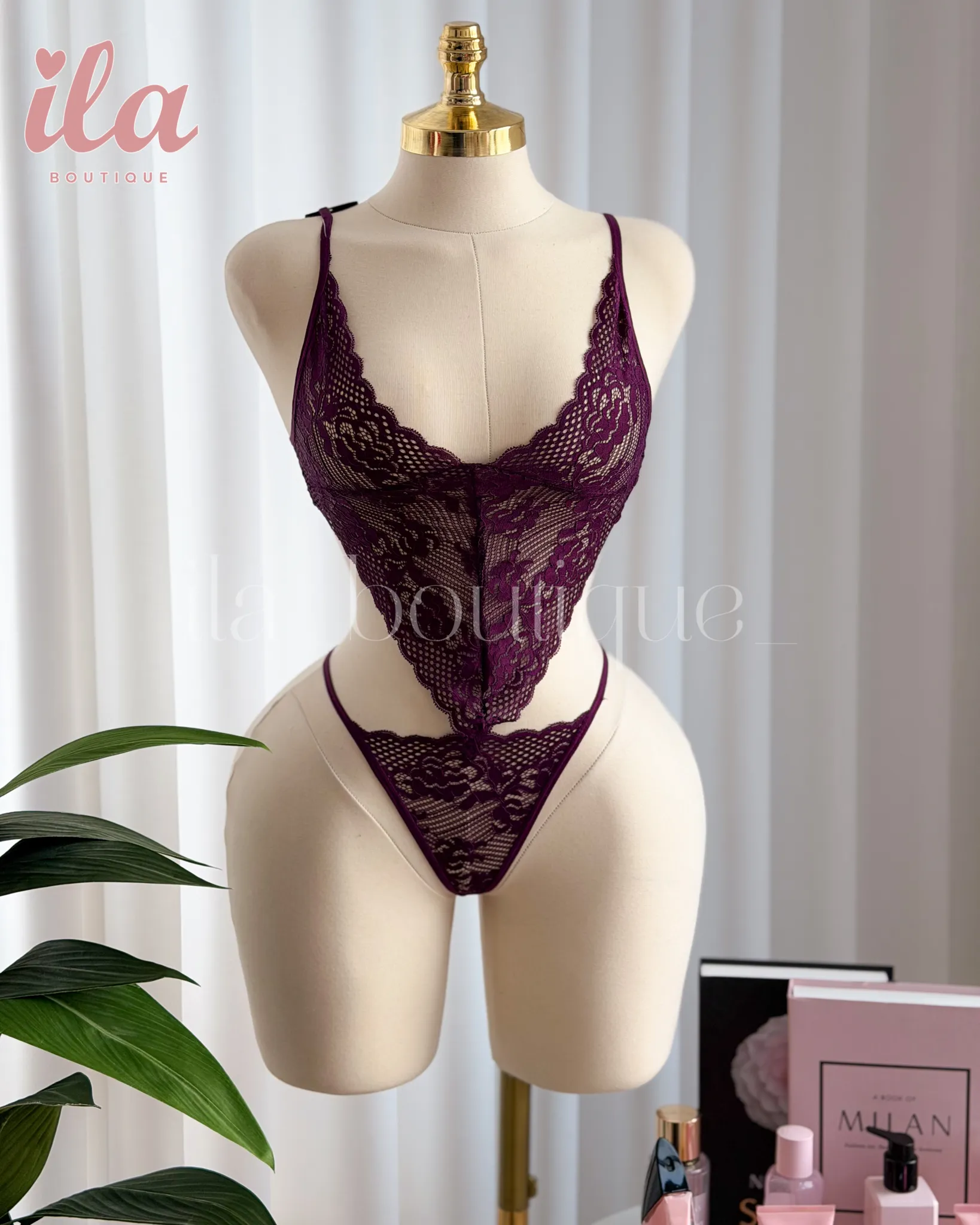 بودي سوت موف غامق دانتيل ONE SIZE