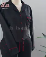 بيجاما اسود و خمري فيونكات قميص كم و بنطلون