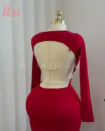 فستان احمر طويل