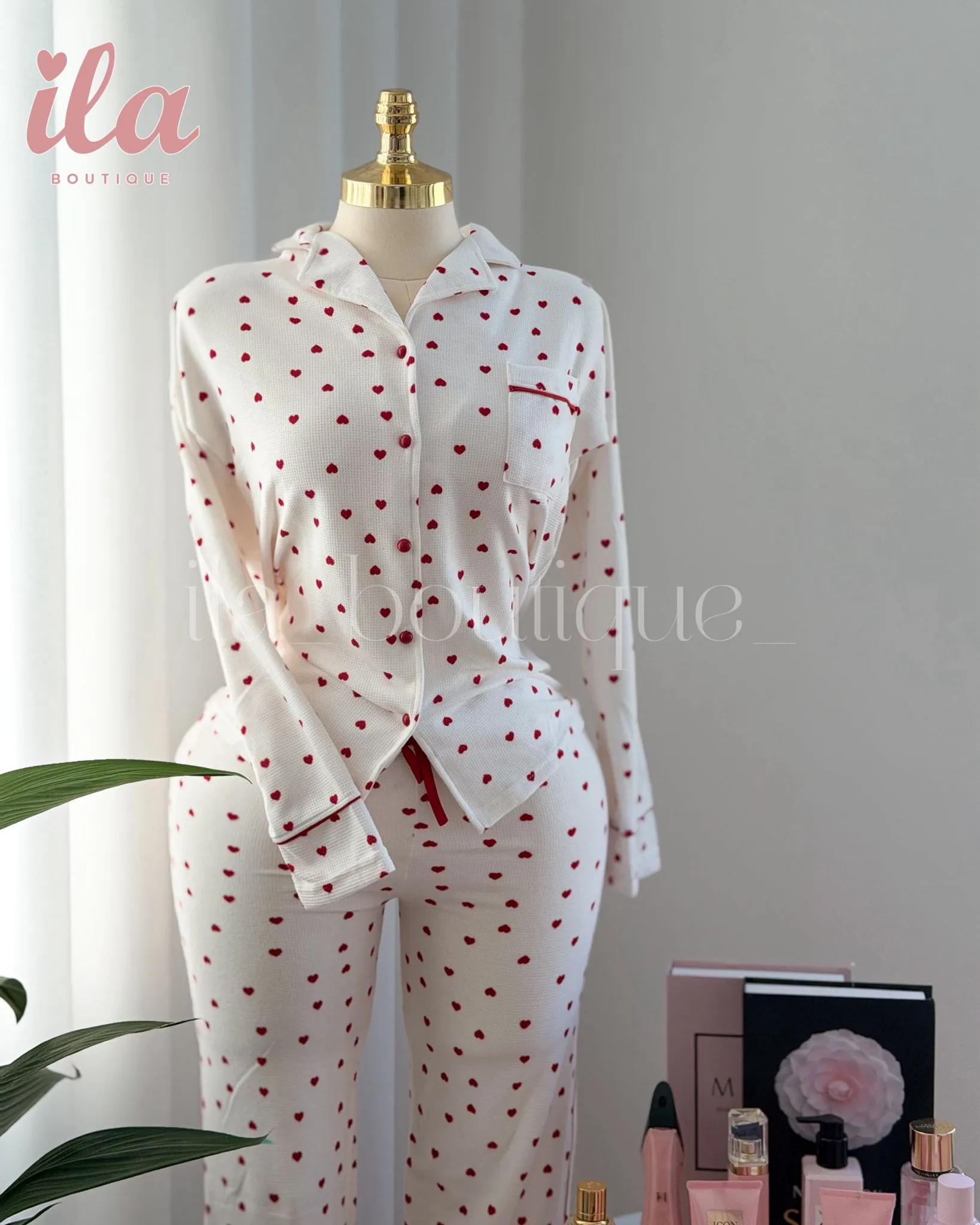 بيجاما ابيض قلوب احمر