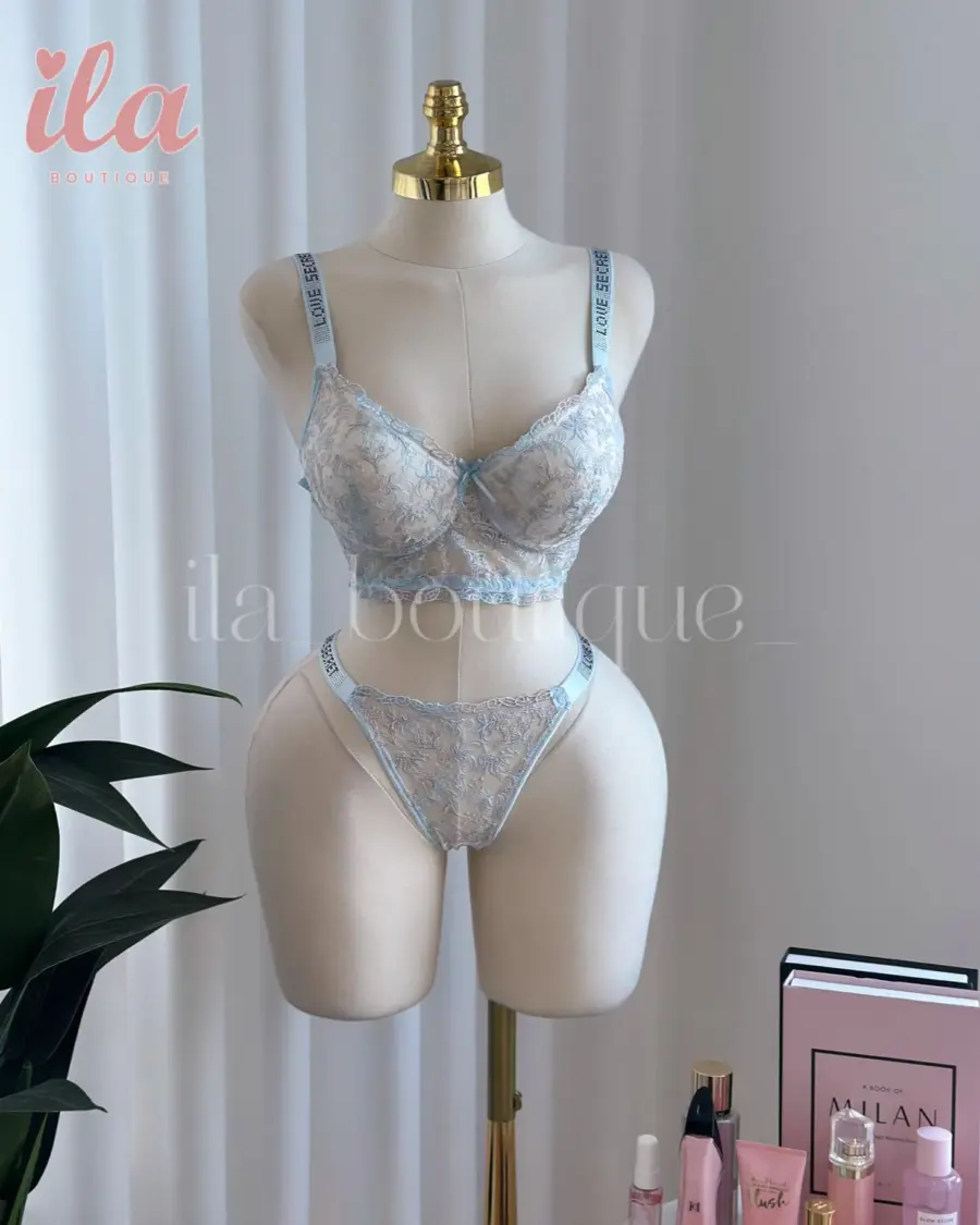 داخلي دانتيل ابيض و ازرق قطعتين