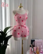 بيجاما كروب توب و شورت فراولة و زهري