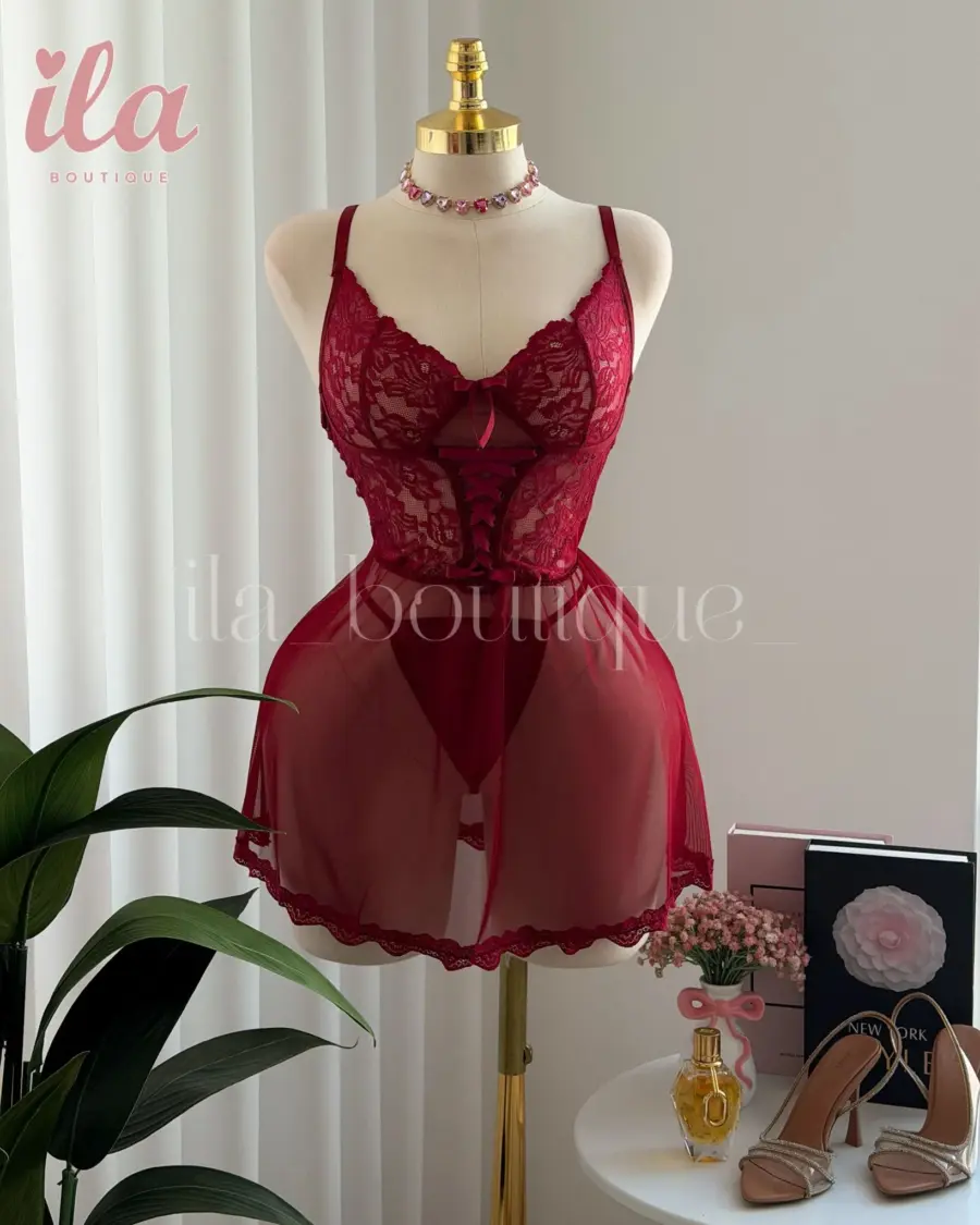 فستان برغندي قصة كورسيه تول و دانتيل مع اندروير