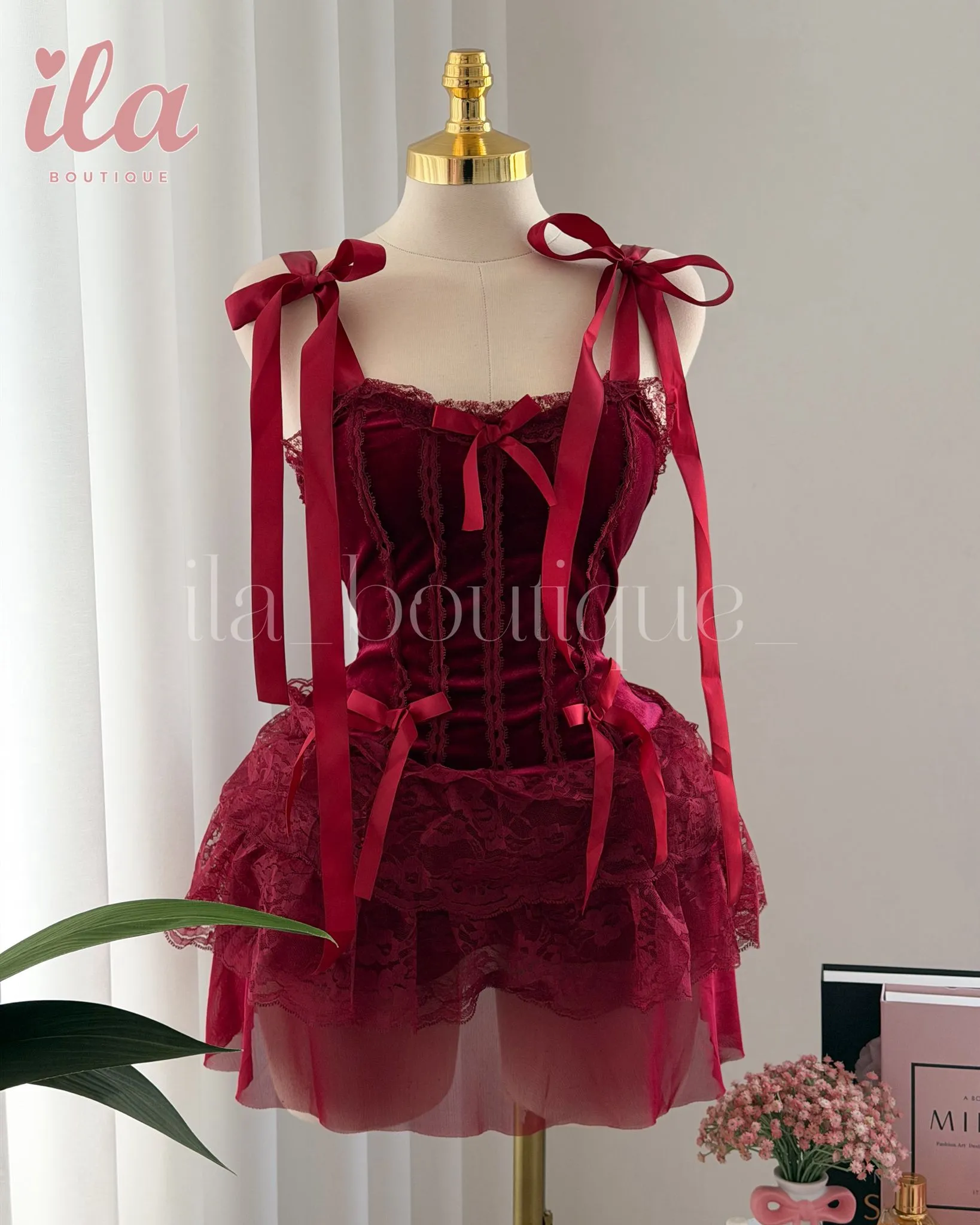 فستان برغندي فيلفيت طبقات