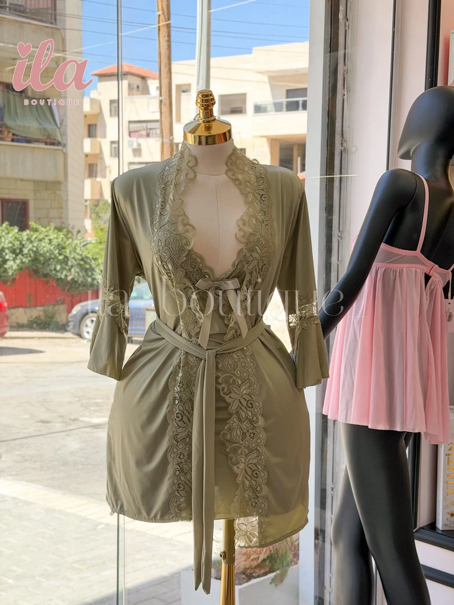 فستان نوم زيتي مع روب و اندروير