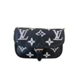 Louis Vuitton حقيبة