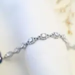 أسوارة مربعة باحجار فضية FJ