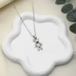 قلادة الدب المرصعة