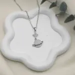 سلسلة كوكب ونجمة زينة ماسية قلادة زحل اللامعة