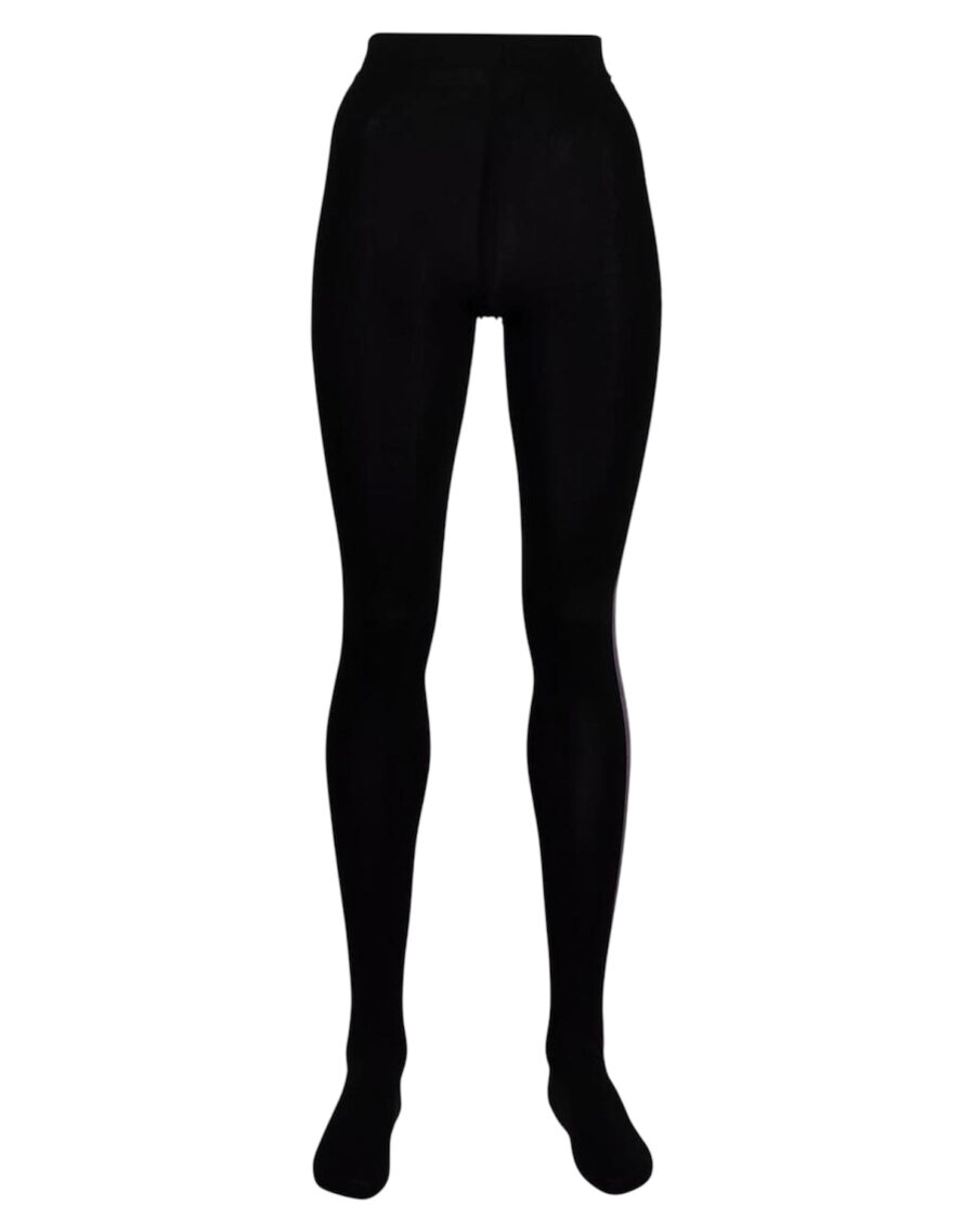 كلون  مبطن مع رجل