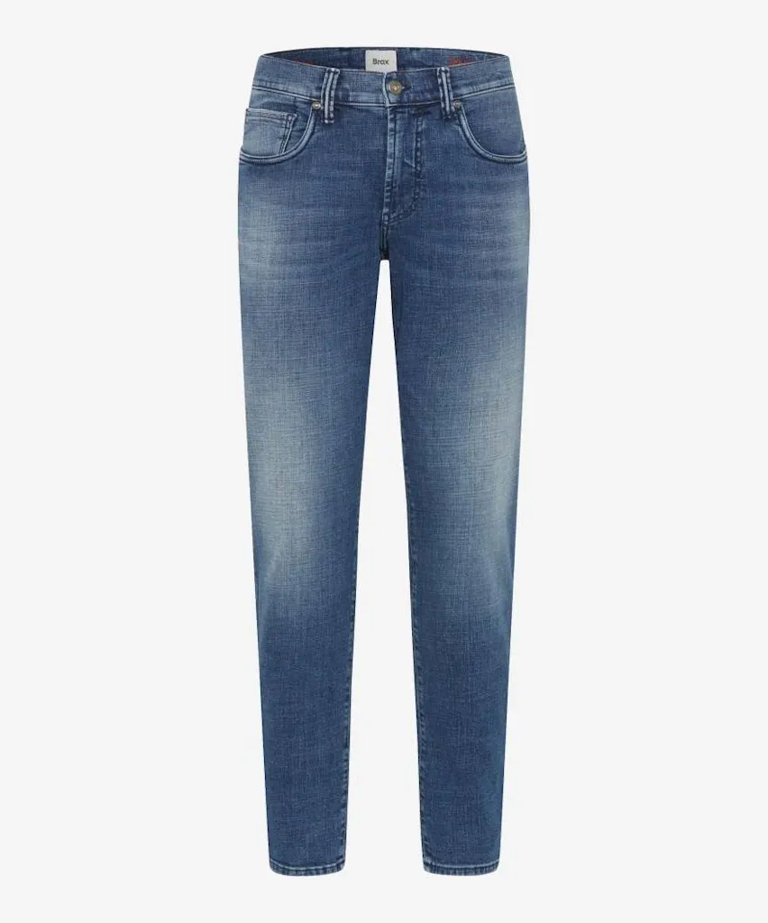 Tribute to Blue Denim: five-pocket jean in tapered fit