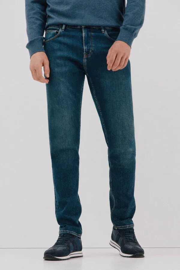 Slim fit jeans