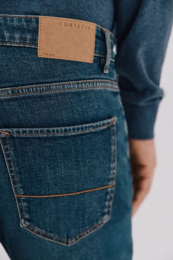 Slim fit jeans