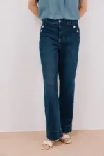 Buttons pants