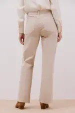 Buttons pants